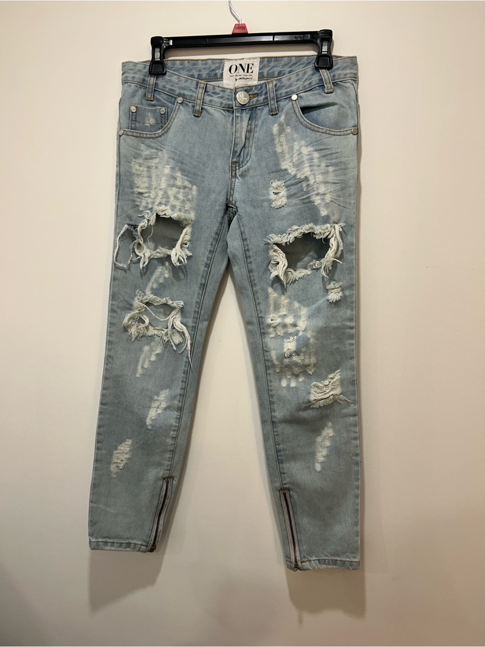 One Teaspoon Light Blue Distressed Ankle Jeans